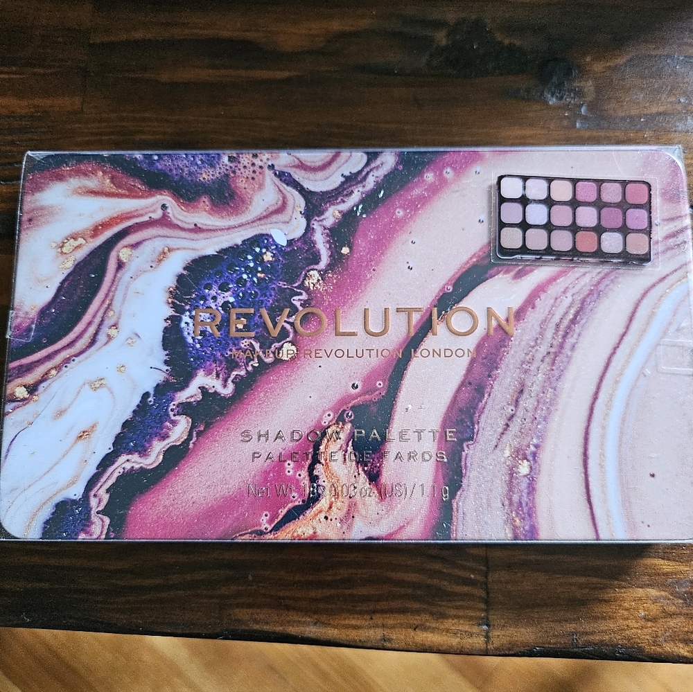 Revolution Forever Flawless Allure Palette